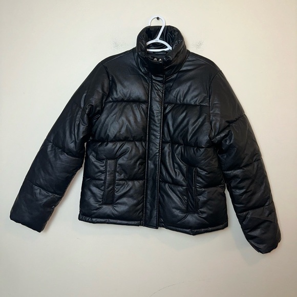 Cleo Size M - Picture 1 of 8